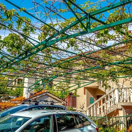 Comfort And Affordable Slavica 3* Pula