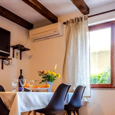Comfort And Affordable Slavica 3*